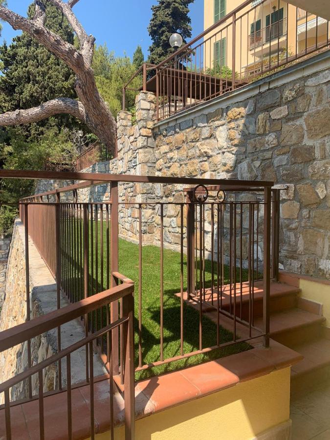 Appartement La Terrazza Nel Blu à Imperia Extérieur photo